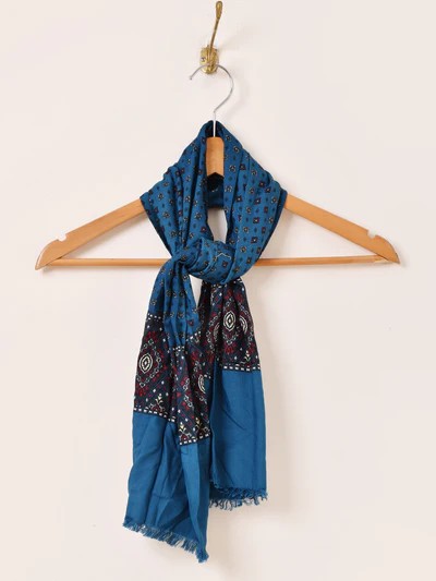 コモン柄 スカーフ