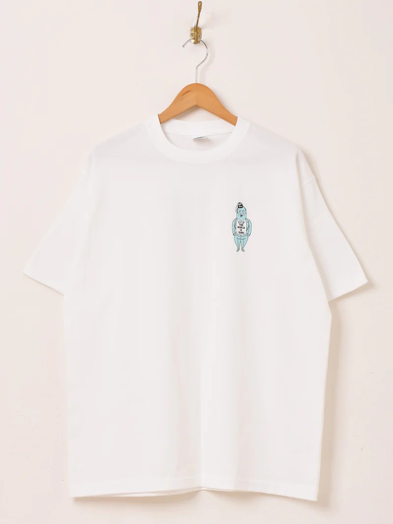 【2色展開】 プリントTシャツ「THE WORLD IS YOURS」